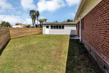 105 Onerahi Road, Onerahi