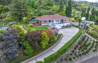 208 St Patrick's Row, Thames