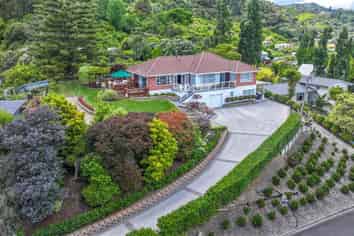 208 St Patrick's Row, Thames