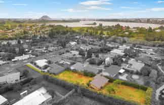 84 Sutherland Road, Brookfield