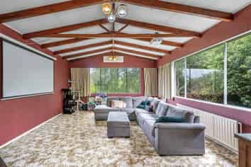 15 Grant Road, Otatara