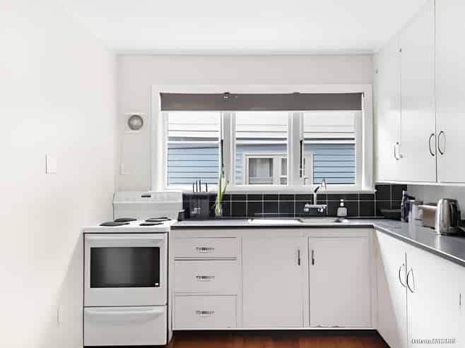 417 Ohiro Road, Brooklyn