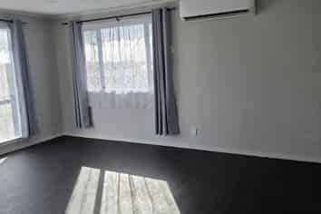 22 Ernie Pinches Street, Mount Albert