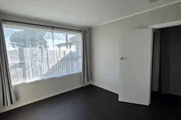 22 Ernie Pinches Street, Mount Albert