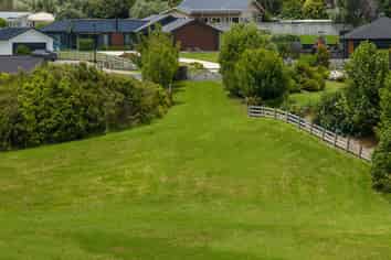 4 Awatiro Drive, Kaukapakapa