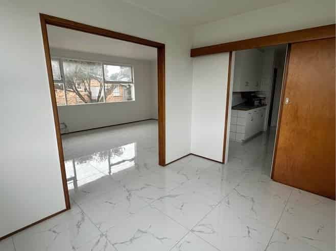 8 Harania Avenue, Favona