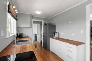 2 Handforth Street, Onerahi