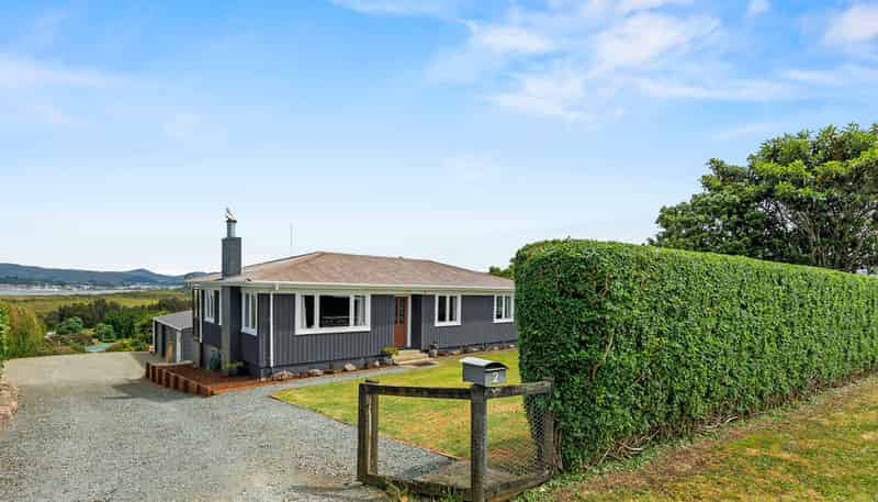 2 Handforth Street, Onerahi