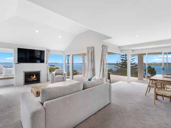 121 Pah Road, Cockle Bay