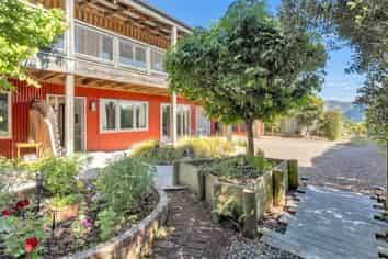 13A Te Ra Crescent, Diamond Harbour