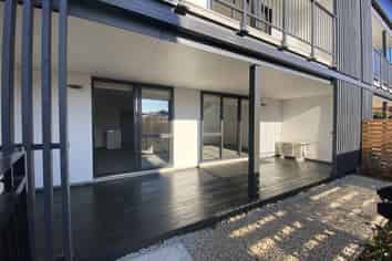 2/142  Leinster Road, Merivale