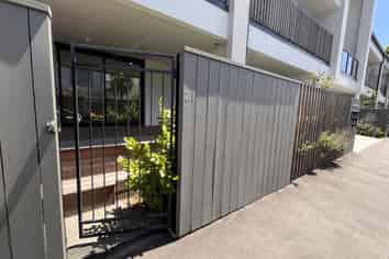 G02/1  Hewitts Road, Merivale