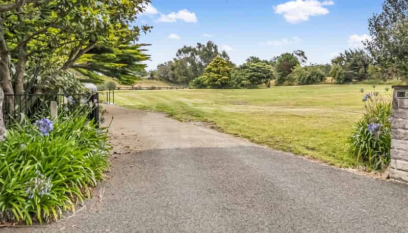 219 Great North Road, Otamatea