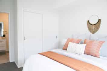 4/6 Glidepath Road, Hobsonville