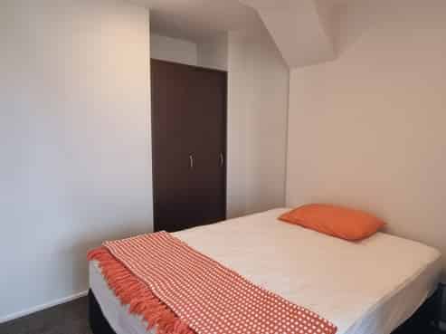 6M/32-36 Day street, Newton