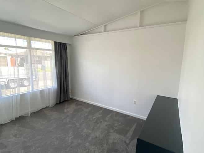 52 Lancaster Street, Takaro