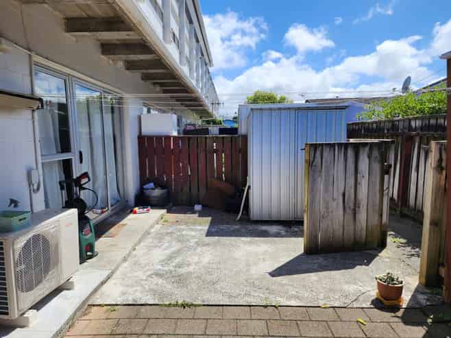 2/3 Manchester Street, Petone