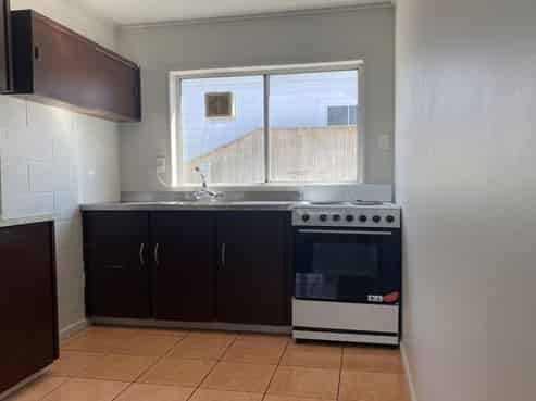 2/3 Manchester Street, Petone