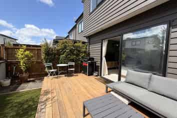 3/18 Kaimai Avenue, Massey