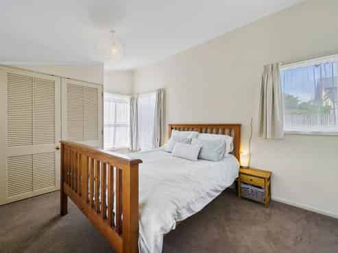 11 Waikowhai Street, Ngaio