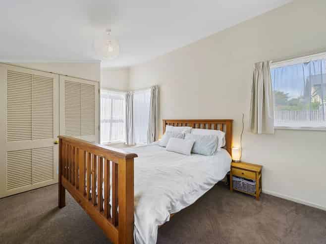 11 Waikowhai Street, Ngaio