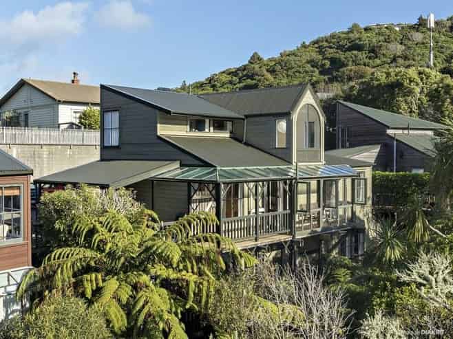 11 Waikowhai Street, Ngaio