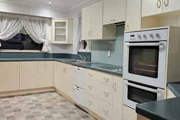 255 Yarrow Street, Richmond