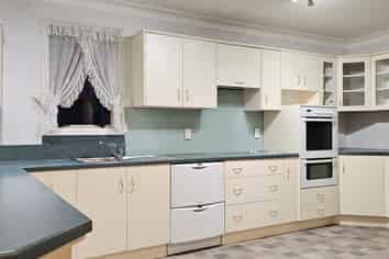 255 Yarrow Street, Richmond