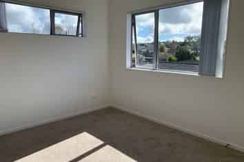 136A Prince Regent Drive, Half Moon Bay