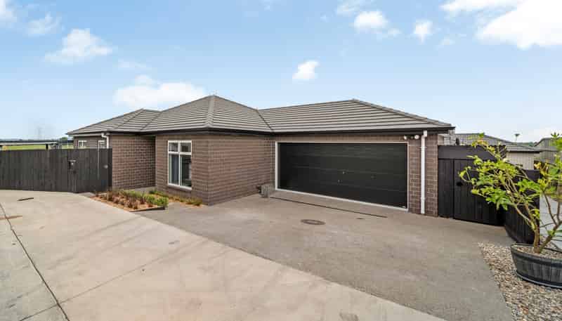 56 Scenic Rise, Rototuna North