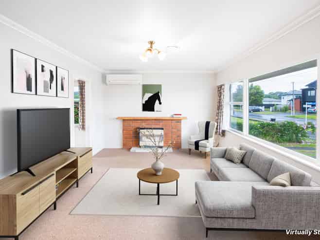 73 Lewis Street, Glenview