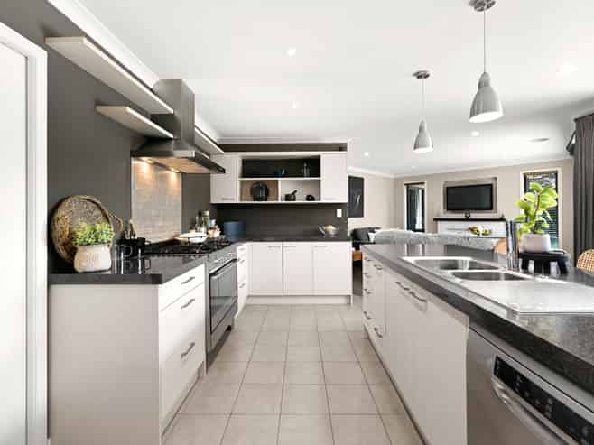 8 Aquila Crescent, Rototuna North