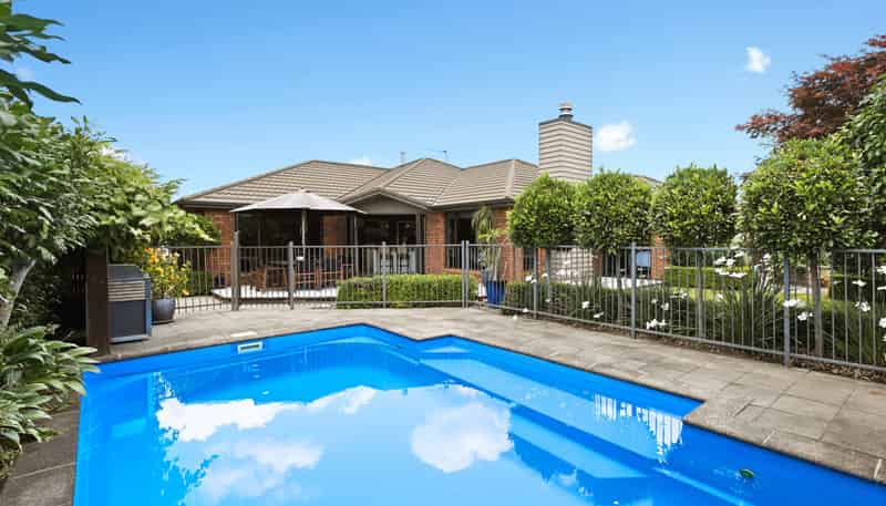 8 Aquila Crescent, Rototuna North