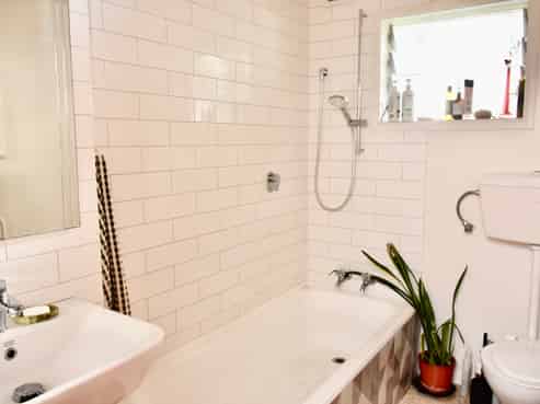 2/13 Kaimata Street, St Heliers