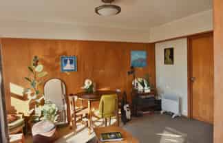 2/13 Kaimata Street, St Heliers