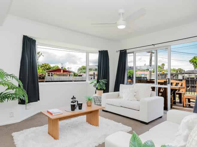 21 Jeanette Street, Glenview