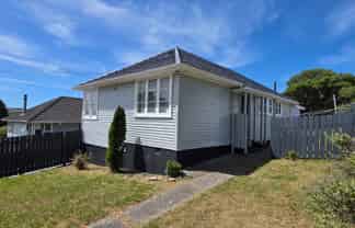 19 Gear Terrace, Ranui Heights
