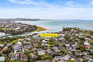 45 Amorino Drive, Red Beach