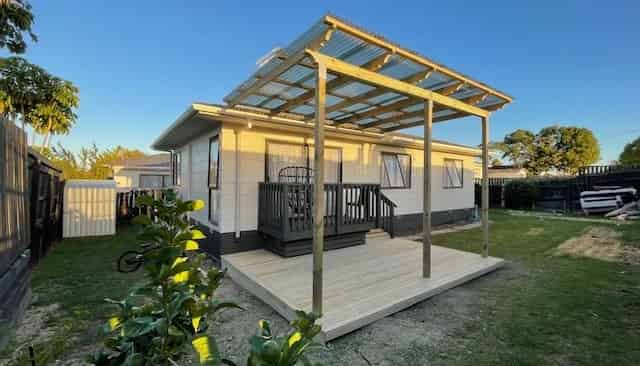 2/106 Shifnal Drive, Randwick Park