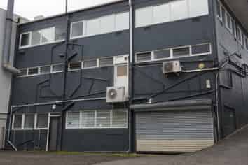 Cheap Storage Warehouse