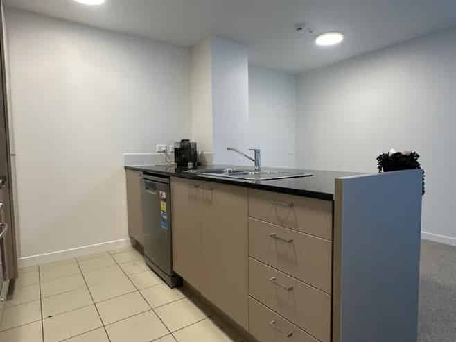 2H/27 Morning Star Place , Mount Albert