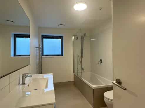 2H/27 Morning Star Place , Mount Albert