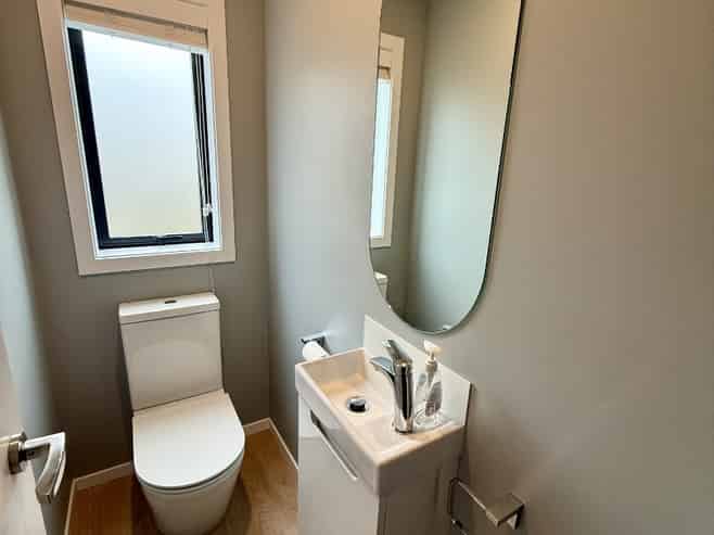 9/64 Glen Road, Stokes Valley