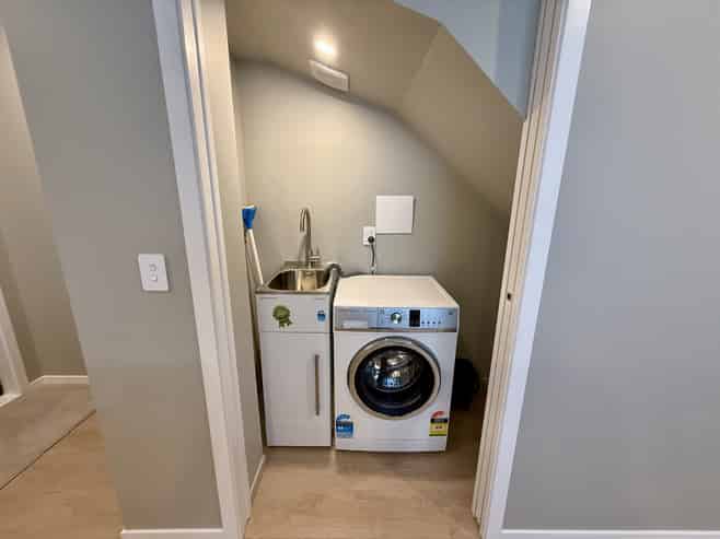 9/64 Glen Road, Stokes Valley