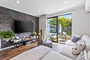 36 Wharara Lane, Massey