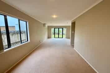 4 Vicente Place, Oteha