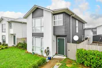 8 Aeronautic Road, Takanini