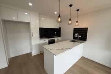 4B Arbor Close, Manurewa