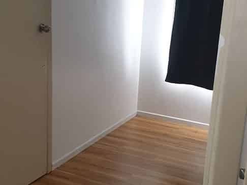 1/142 Archers Road, Glenfield