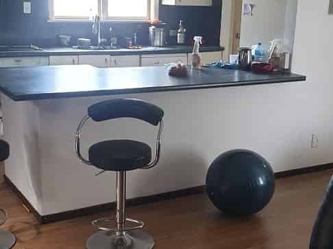 1/142 Archers Road, Glenfield